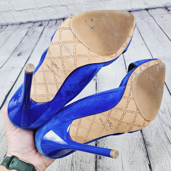 L.A.M.B. | suede leather pointed toe stilleto heels - Picture 9 of 12